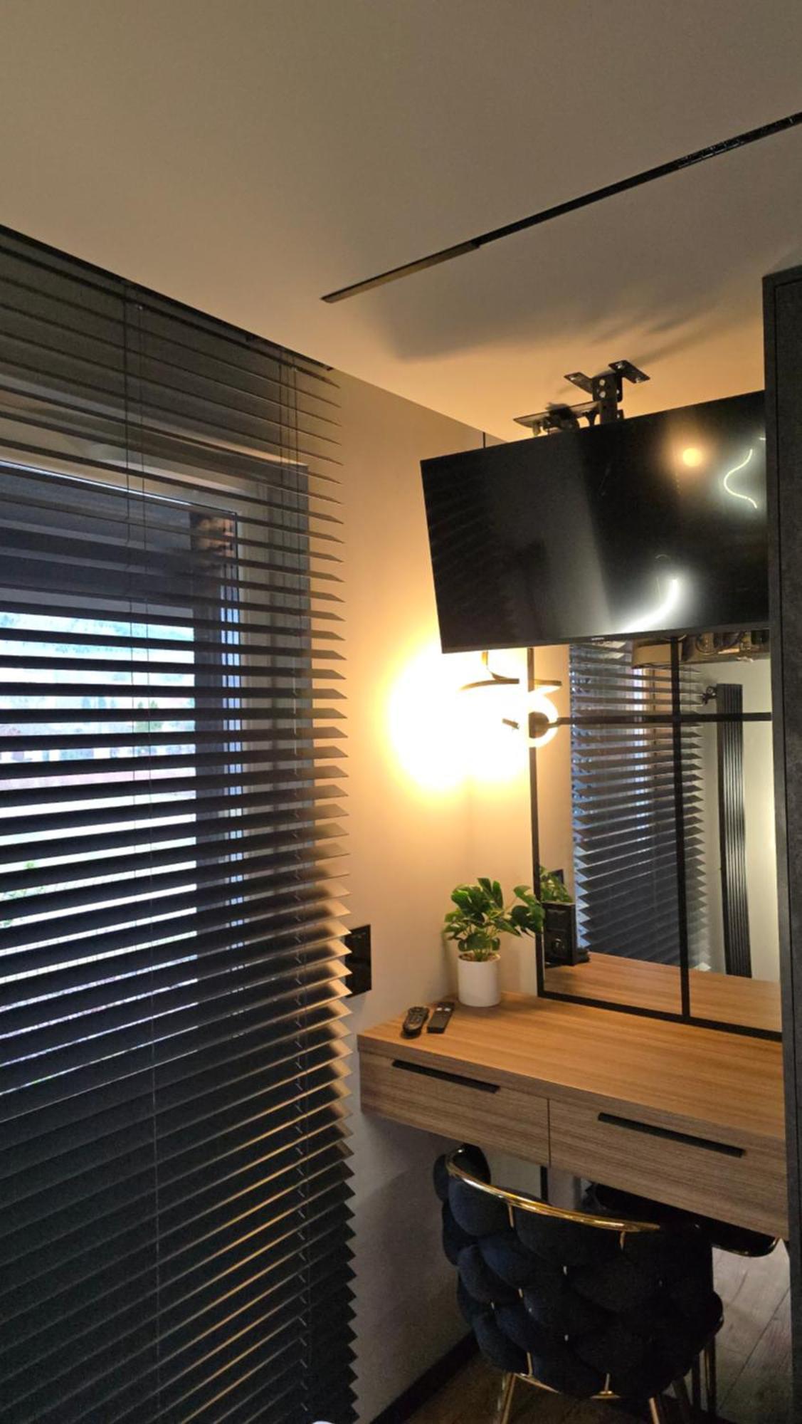 Apartament Dark Prestige New ! - Dostep 24H, Projektor , Garaz Podziemny , Klimatyzacja , Duzy Taras Kielce Szoba fotó
