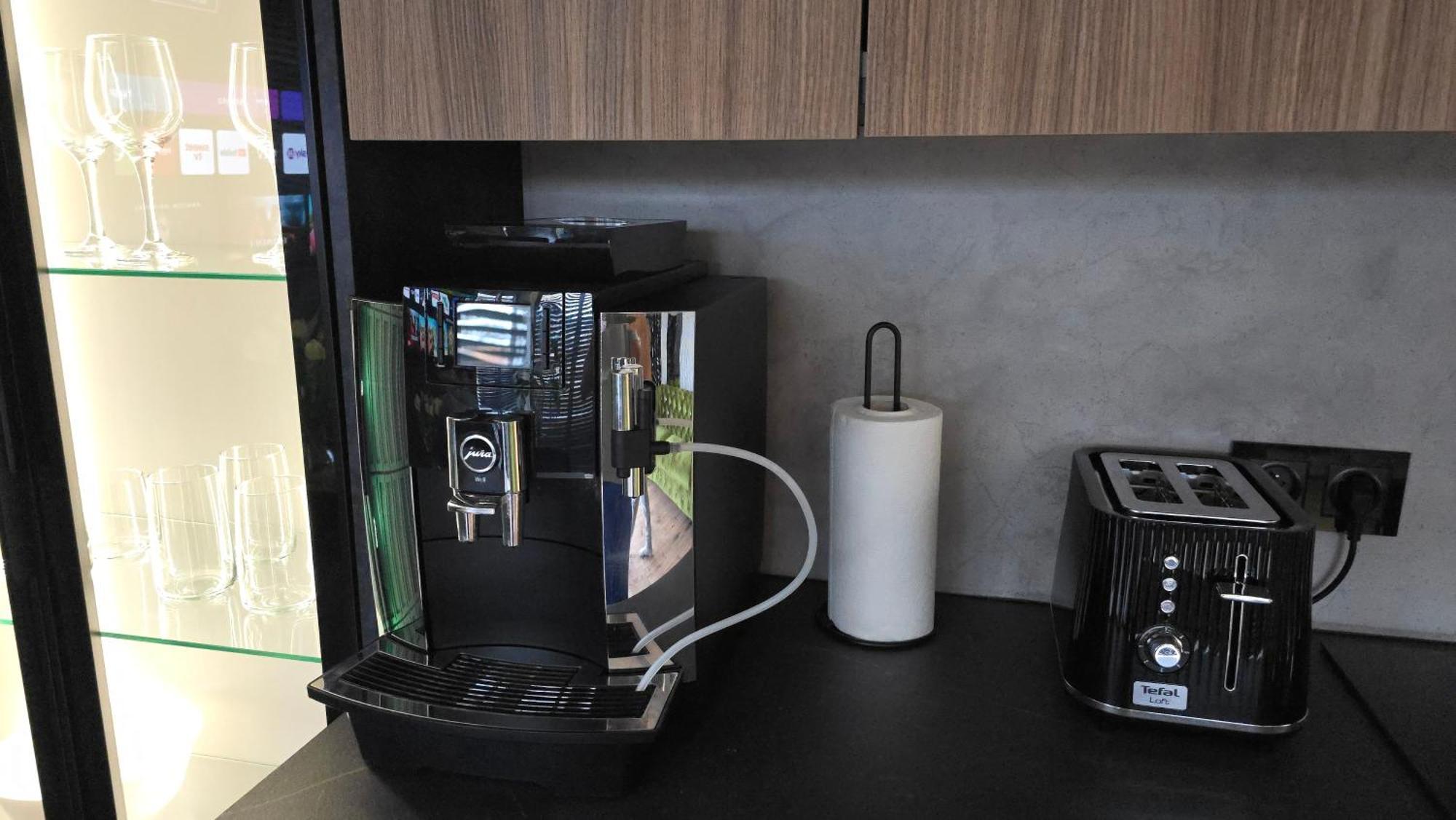 Apartament Dark Prestige New ! - Dostep 24H, Projektor , Garaz Podziemny , Klimatyzacja , Duzy Taras Kielce Kültér fotó